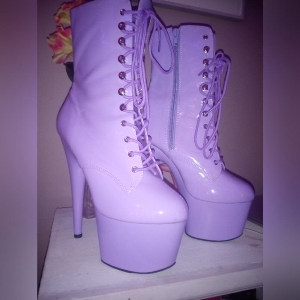 Pleaser Adore-1020 Platform Purple Boots